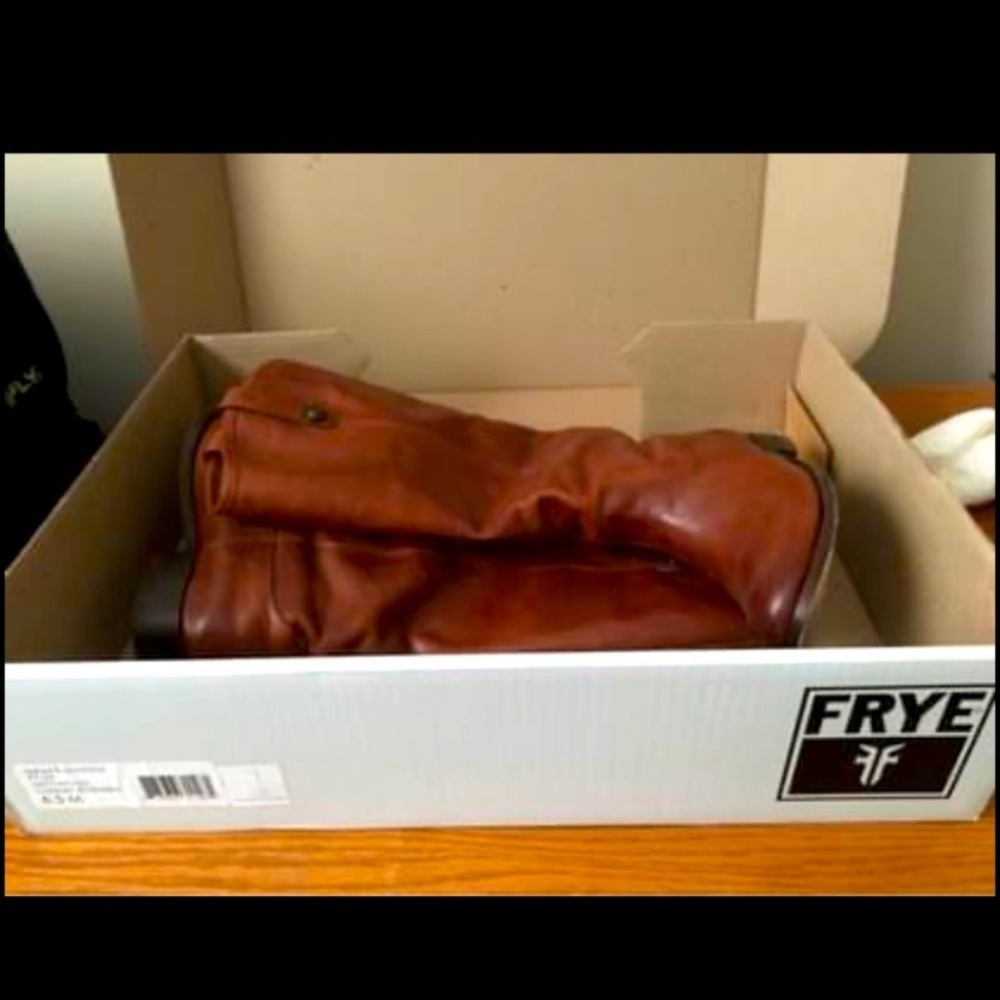 ✨ Like NEW ✨ Frye Melissa Button Boots